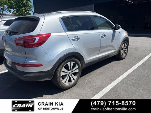 Used 2011 Kia Sportage EX w/ Premium Pkg w/Leather Seats AWD/4WD image 3