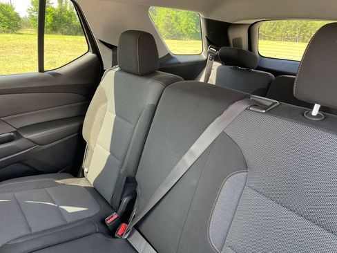 Used 2020 Chevrolet Traverse LS FWD image 25