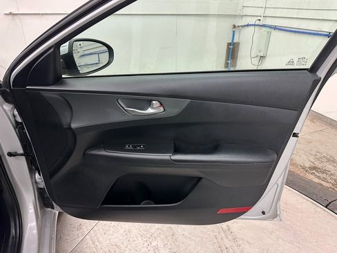 Used 2019 Kia Forte LXS image 25