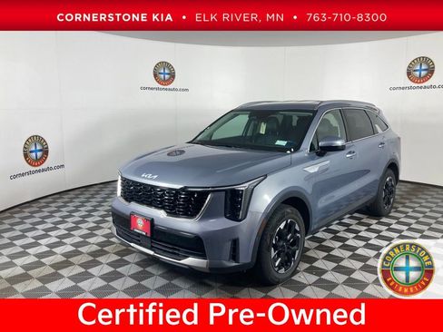 Certified 2024 Kia Sorento S image 1