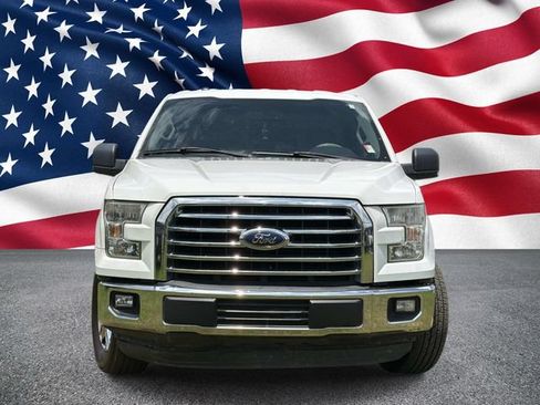 Used 2015 Ford F150 XLT w/ Equipment Group 301A Mid RWD image 4