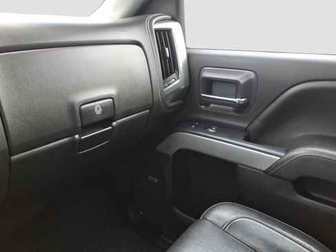 Used 2018 Chevrolet Silverado 2500 LTZ w/ Duramax Plus Package AWD/4WD image 22
