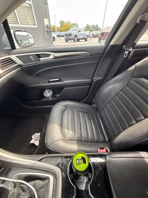 Used 2014 Ford Fusion SE w/ Equipment Group 202A FWD image 18