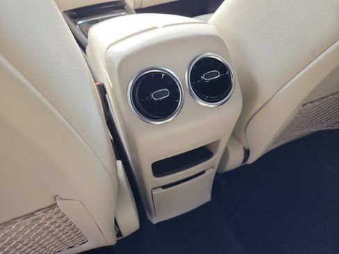 Used 2025 Mercedes-Benz GLA 250 4MATIC image 27