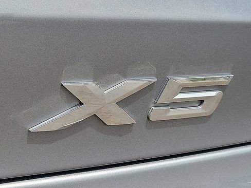 Used 2024 BMW X5 sDrive40i w/ Premium Package RWD image 9