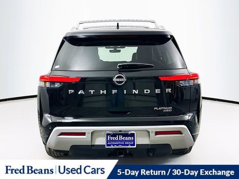 Used 2023 Nissan Pathfinder Platinum image 6