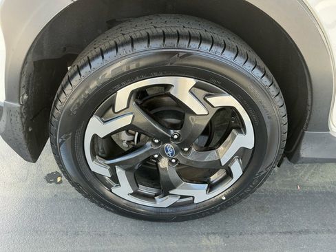 Certified 2022 Subaru Crosstrek 2.5i Limited w/ Moonroof Package 2 image 29