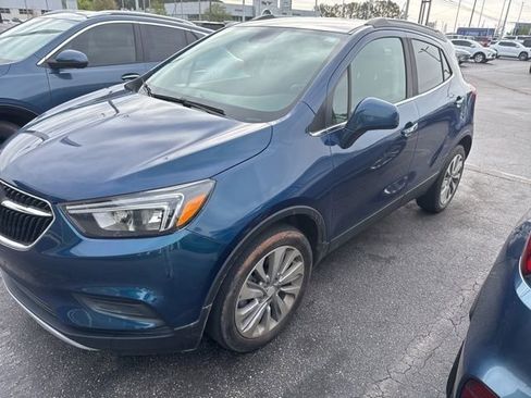 Used 2020 Buick Encore Preferred image 9
