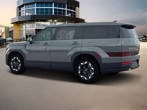 New 2024 Hyundai Santa Fe SE image 4