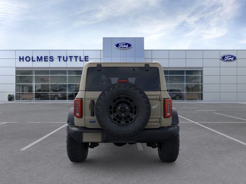 New 2026 Ford Bronco Badlands w/ Sasquatch Package AWD/4WD image 5