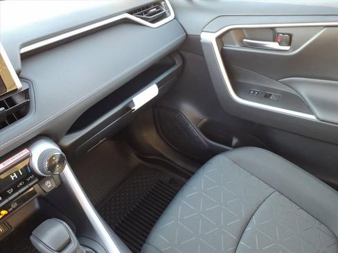 New 2025 Toyota RAV4 XLE image 18