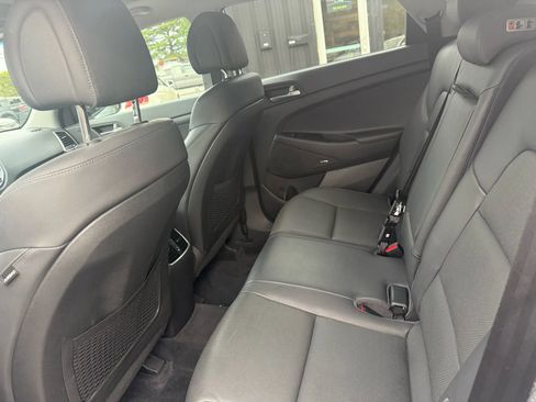 Used 2017 Hyundai Tucson Limited w/ Limited Ultimate Package 03 image 17