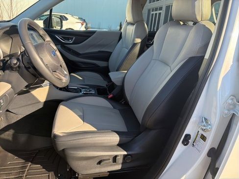 Used 2024 Subaru Forester Limited image 20