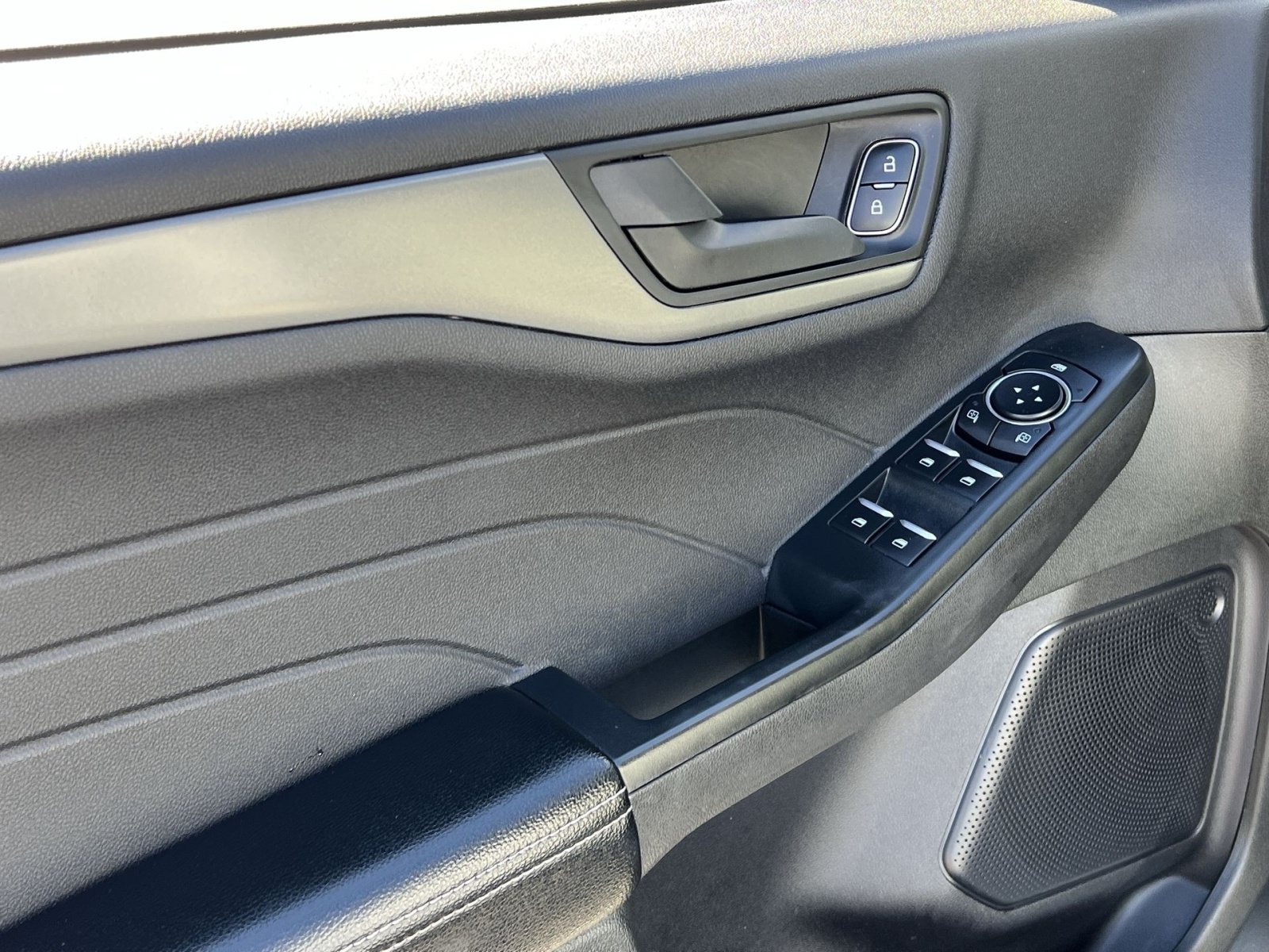 Used 2024 Ford Escape Active FWD image 15