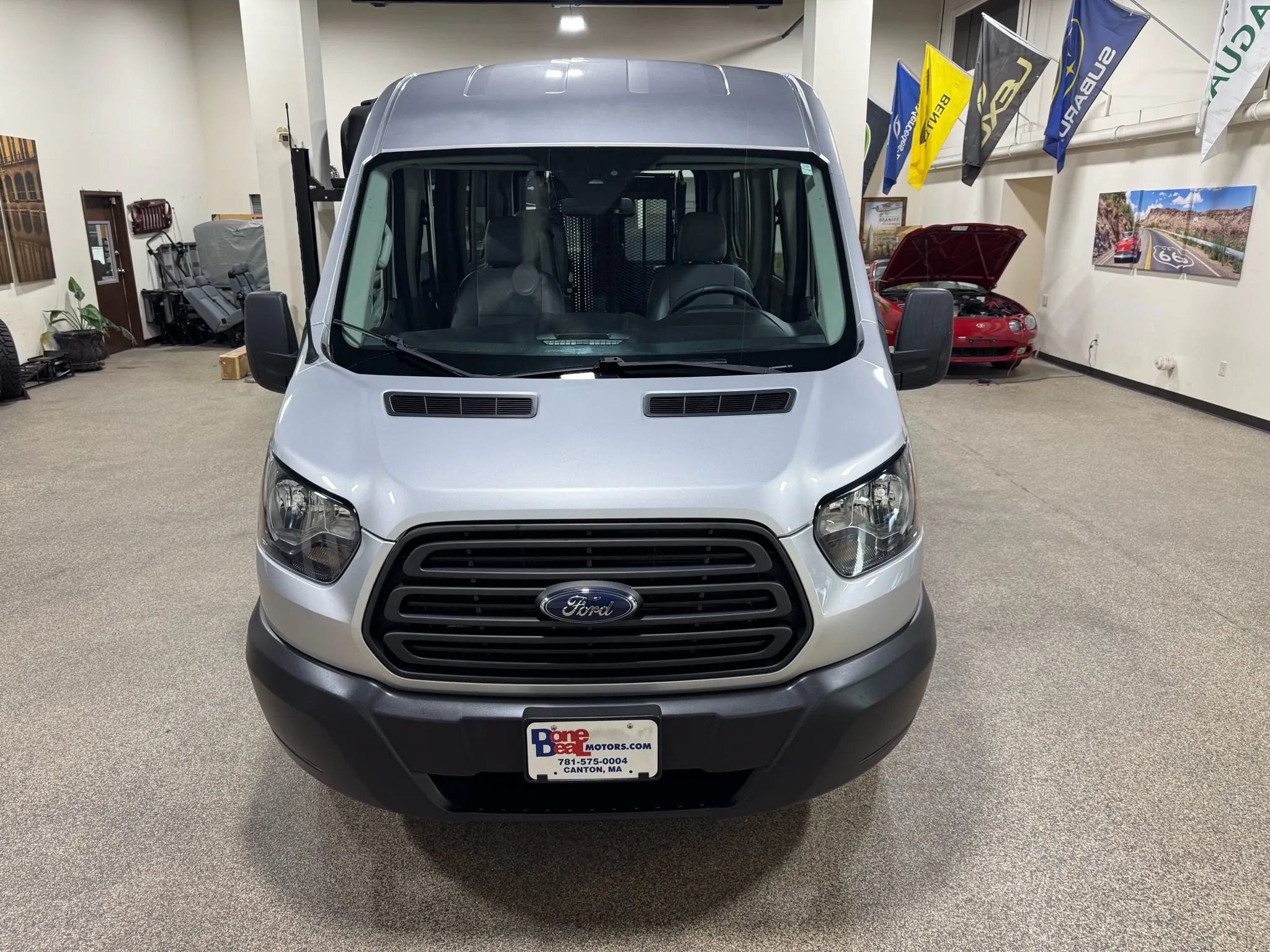 Used 2019 Ford Transit 250 148 Medium Roof RWD image 14