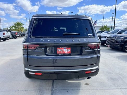 New 2025 Jeep Wagoneer 4WD w/ Convenience Group I image 6