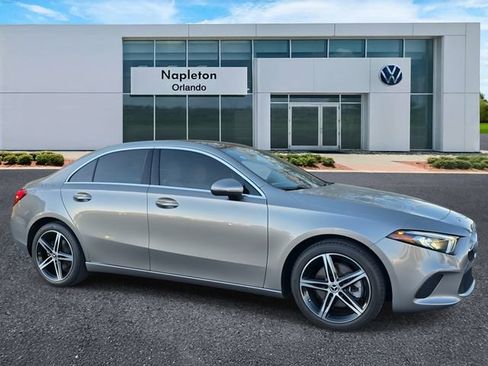 Used 2019 Mercedes-Benz A 220 image 3