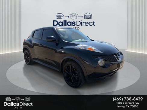 Used 2014 Nissan Juke SV w/ Navigation Package image 2