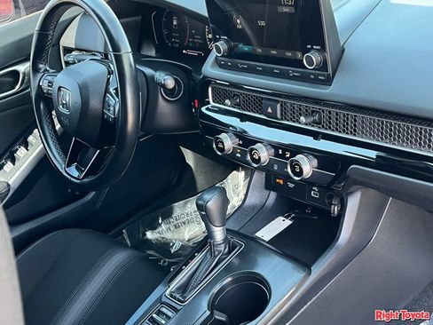 Used 2024 Honda Civic Sport image 12