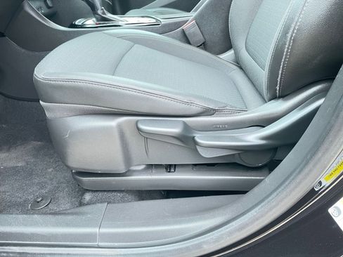 Used 2025 Buick Encore GX Preferred image 23