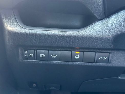 Used 2024 Toyota RAV4 XLE w/ Convenience Package AWD/4WD image 32