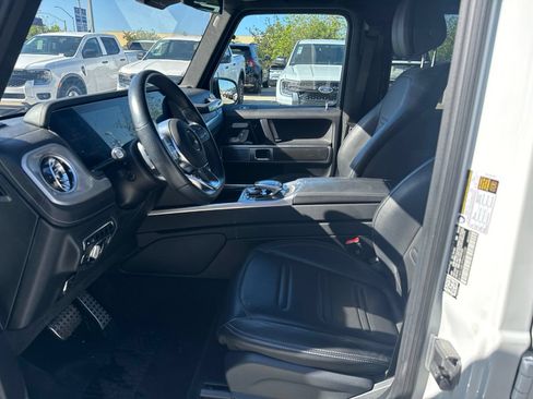 Used 2023 Mercedes-Benz G 550 image 5