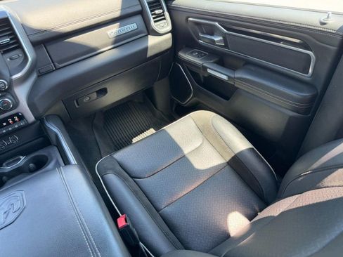 Used 2022 RAM 1500 Laramie w/ Sport Appearance Package AWD/4WD image 18