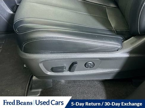 Used 2023 INFINITI QX60 Luxe w/ Performance Audio Package AWD/4WD image 26