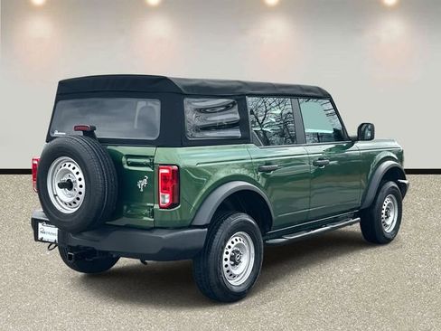 Used 2022 Ford Bronco Base image 5