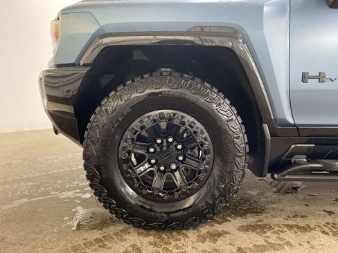 Used 2024 GMC Hummer EV 3X w/ Omega Edition image 11