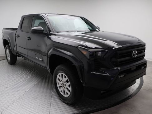 Used 2024 Toyota Tacoma SR5 image 6