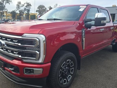 Used 2024 Ford F250 Platinum image 1