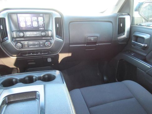 Used 2019 Chevrolet Silverado 1500 LT RWD image 14