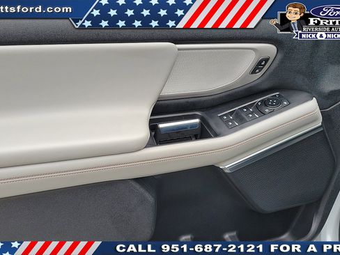 Certified 2025 Ford Expedition Active image 14