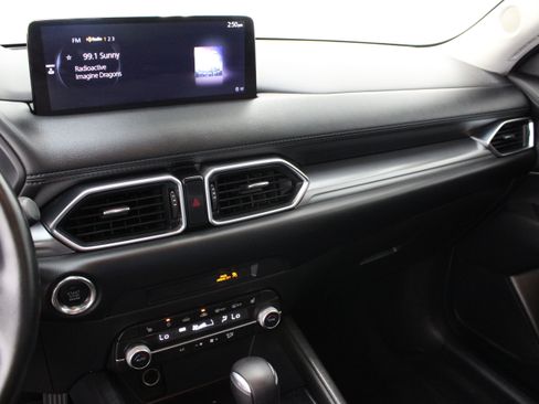 Used 2021 MAZDA CX-5 Touring FWD image 16