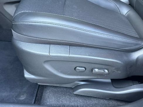 Used 2022 Buick Encore Preferred w/ Safety Package AWD/4WD image 13