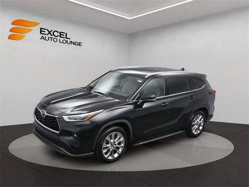 Used 2022 Toyota Highlander Limited image 42