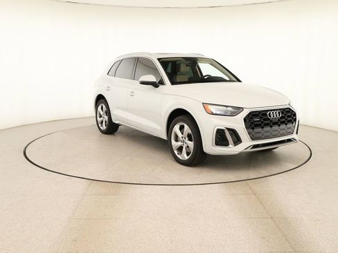 Certified 2023 Audi Q5 2.0T Premium Plus w/ Premium Plus Package AWD/4WD image 10