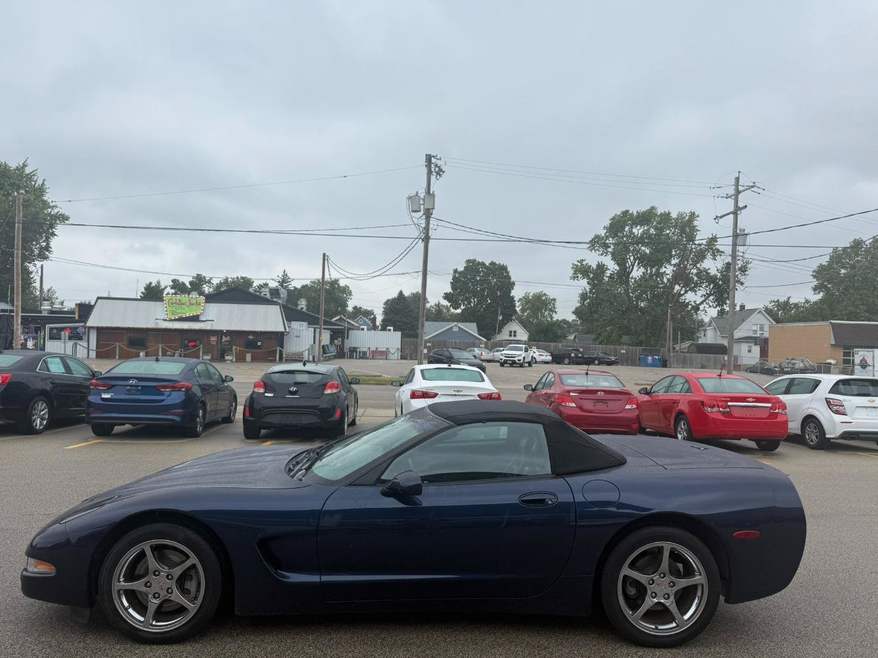 Used 2000 Chevrolet Corvette Convertible w/ Memory Pkg RWD image 2