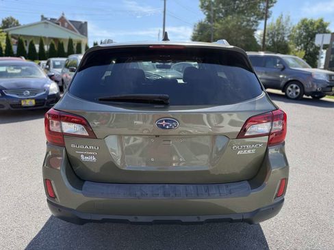 Used 2017 Subaru Outback 2.5i Touring w/ Popular Package #5A AWD/4WD image 6