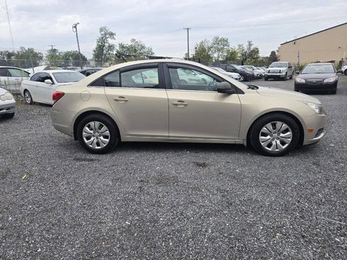 Used 2012 Chevrolet Cruze LS w/ Connectivity Package image 9