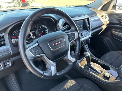Used 2018 GMC Acadia SLE w/ Driver Alert Package I image 10