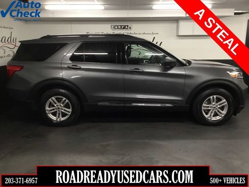 Used 2022 Ford Explorer XLT w/ Equipment Group 202A AWD/4WD image 1