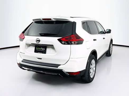 Used 2020 Nissan Rogue S image 9