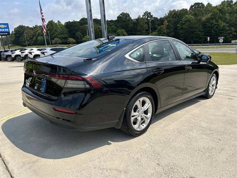 Used 2024 Honda Accord LX image 4