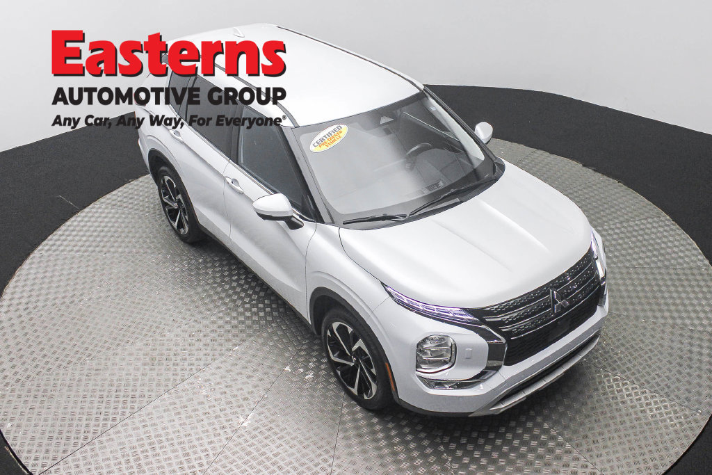 Used 2024 Mitsubishi Outlander SE AWD/4WD image 5