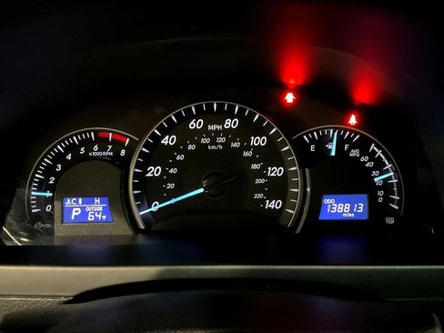 Used 2015 Toyota Camry LE FWD image 12