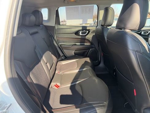 Used 2022 Jeep Compass Trailhawk w/ Sun and Sound Group image 35