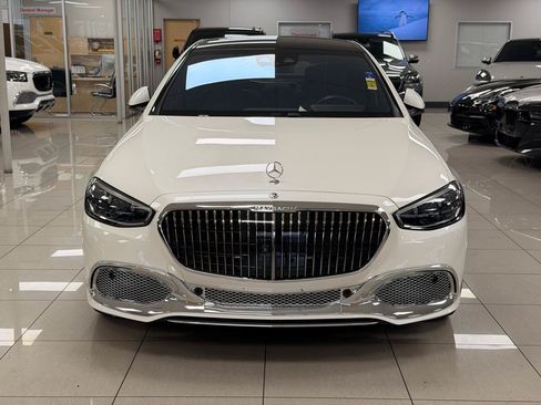 Used 2023 Mercedes-Benz S 580 4MATIC Sedan image 4