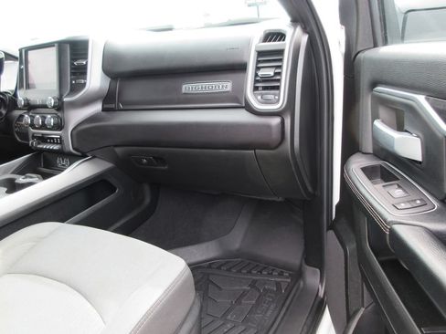 Used 2024 RAM 2500 Big Horn w/ Off Road Package AWD/4WD image 22